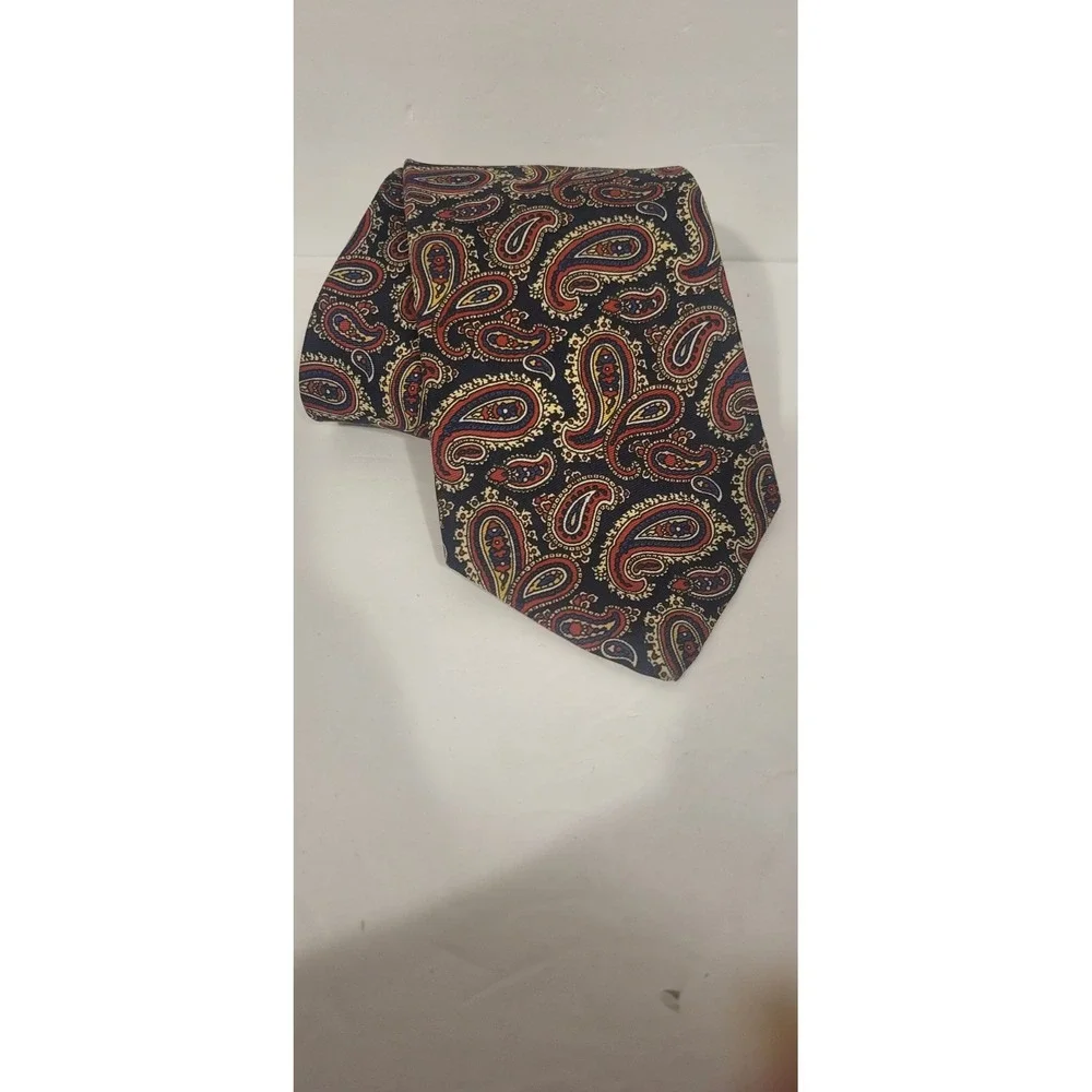 Brooks Brothers Makers Mens Tie All Silk Hand Made In U.S.A.‎